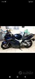 Honda vfr 800 v4vtec