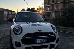 Mini F56 One 1.2 JCW