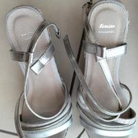 scarpe  al pezzo 10€