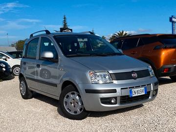 Fiat Panda 1.2 Lounge NEOPATENTATI E UNICO PROPRIE