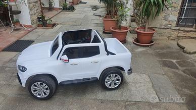 Auto Elettrica Mercedes  Pick Up  2 posti