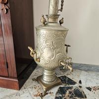 contenitore antico  con rubinetto 