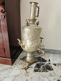 contenitore antico  con rubinetto 