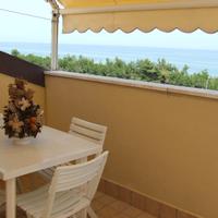 Pineto al mare in mansarda