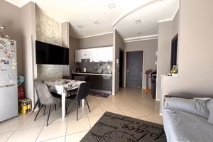 3 LOCALI A MELITO DI NAPOLI