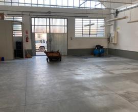 Magazzino uso deposito zona via del Ferro