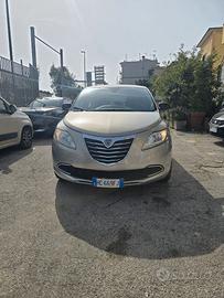 LANCIA Y 2012 1.2 BENZINA