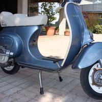 Piaggio Vespa 50 R azzurro