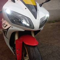 Yamaha r1 2003