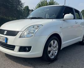 Suzuki Swift bianco perla idonea ai neopatentati