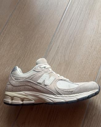 New Balance 2002R Unisex