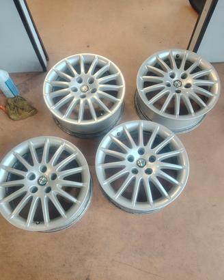 Cerchi originali Alfa romeo 