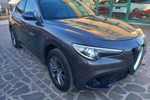 Alfa Romeo Stelvio 2.2 t Executive Q4 210cv auto