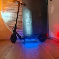  Monopattino Ninebot F2