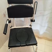 SEDIA A ROTELLE ULTRA LEGGERA PER DOCCIA O BAGNO