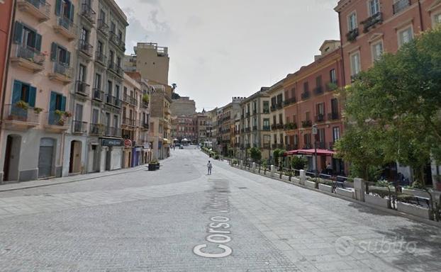 Cagliari, Corso Vittorio Emanuele, 150 mq