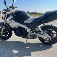 Gsr 600 Suzuki