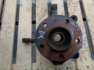 MONTANTE ANTERIORE DESTRO VIVARO X83 1.9 DCi