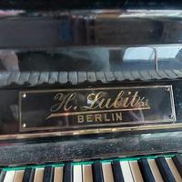 Svendita - Pianoforte a muro H. Lubitz Berlin