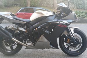 R1 yamaha modello 2002 Interesse storico