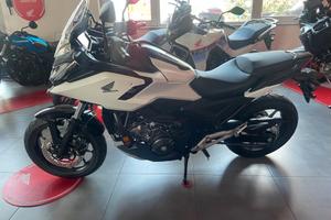 Honda NC 750 X DCT 2025