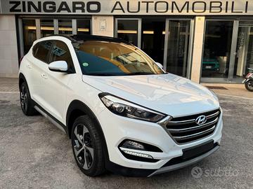 HYUNDAI TUCSON 1.7 CRDI 2WD TETTO APRIB.+NAVI+RETR
