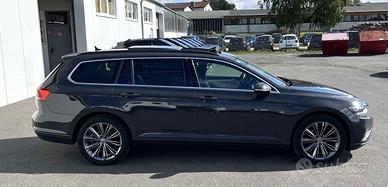 VOLKSWAGEN PASSAT 2.0 Tdi EVO - Tetto Led 18