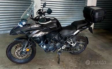  Benelli 