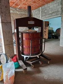 Torchio  e diraspatrice