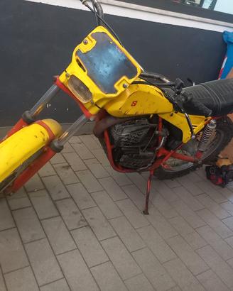 Moto SWM