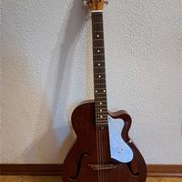 Chitarra acustica Eko Mascot