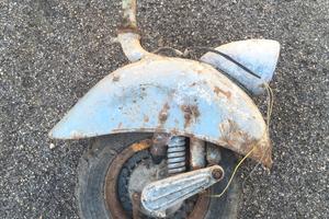 Ape Faro Basso Forcella Completa /Parafango/ Faro.