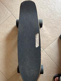 Skateboard elettrico