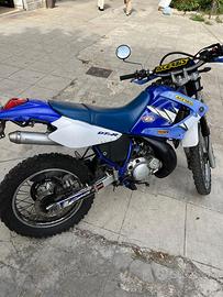 Yamaha 2 tempi DT 125 X RE