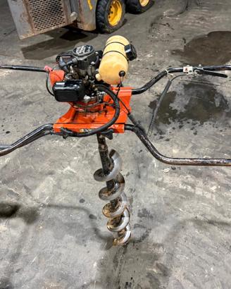 A261 - Trivella motore a scoppio Hitachi