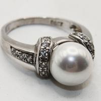 Magnifico anello Vintage argento  perla pietre CZ