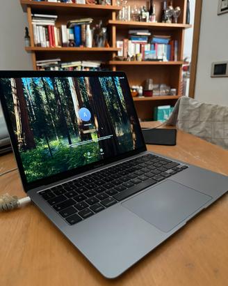 Macbook air 13”