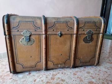 baule antico da viaggio della fine 800 inizi 900