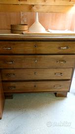 Cassettiera storica con 4 cassetti grandi!