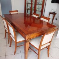 Tavolo legno massello allungabile con sedie 