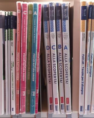 TESTI SCOLASTICI SCUOLE MEDIE