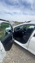 Peugeut 2008 1.6 hdi