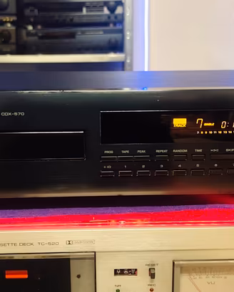 Lettore CD Yamaha CDX 570