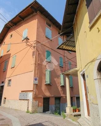 CASA INDIPENDENTE A AGNOSINE