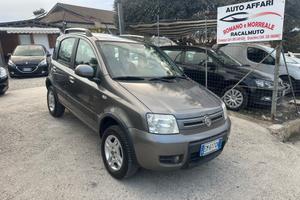 Fiat Panda 1.3 MJT 16V DPF 4x4 Climbing