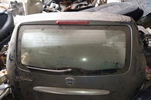 baule lancia ypsilon