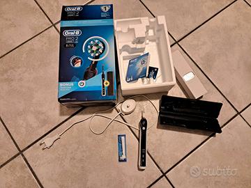 Spazzolino elettrico Oral-B Pro 2 2500 nero