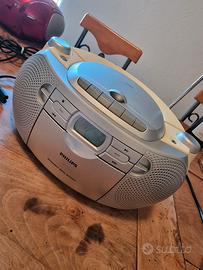 PHILIPS Dynamic Bass Boost