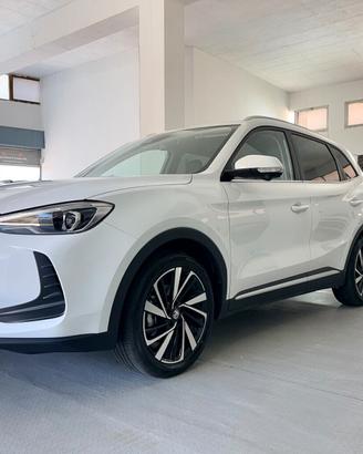 Mg ZS 1.5 Hybrid+ Luxury benzina