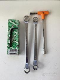 Kit chiavi poligonali e brugole